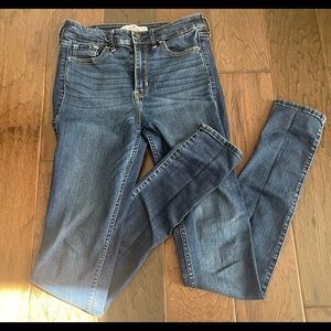 Hollister skinny jeans